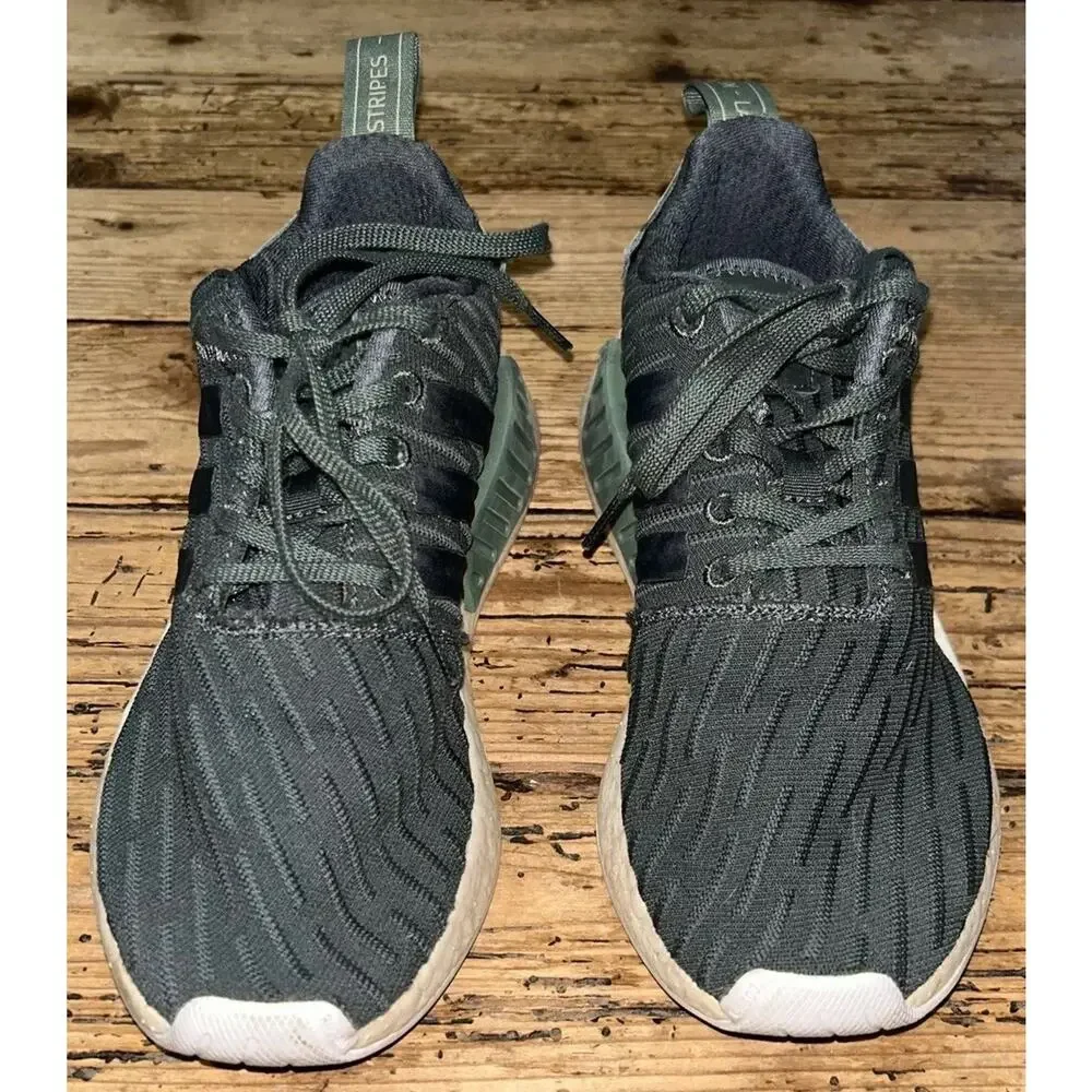 Adidas Women’s Size 7.5 NMD R2 Green Training Sneakers
